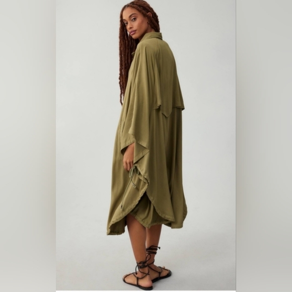 Anthropologie Pilcro Utility Poncho Jacket. One Size - Picture 12 of 14